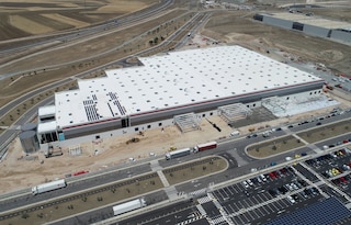 Tre sistemi di stoccaggio nel centro di distribuzione di Airbus in Spagna Tre sistemi di stoccaggio nel centro di distribuzione di Airbus in Spagna